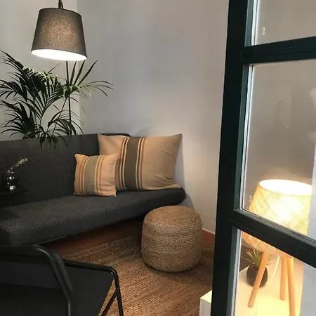 Con Encanto Y Terraza En Barri Vell De Girona, El Cul De La Lleona Girona