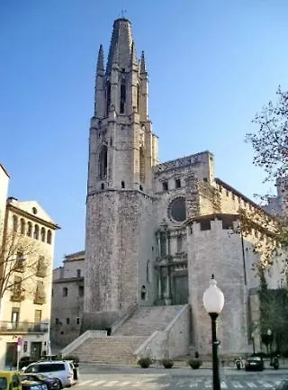 Con Encanto Y Terraza En Barri Vell De Girona, El Cul De La Lleona Girona